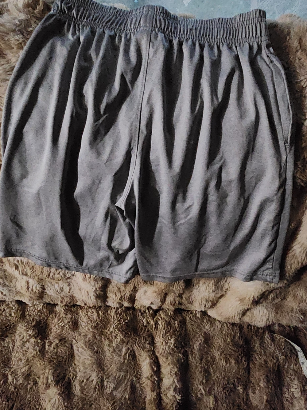 NBA Gray Athletic Shorts with Red Logo - Picture 6 of 8